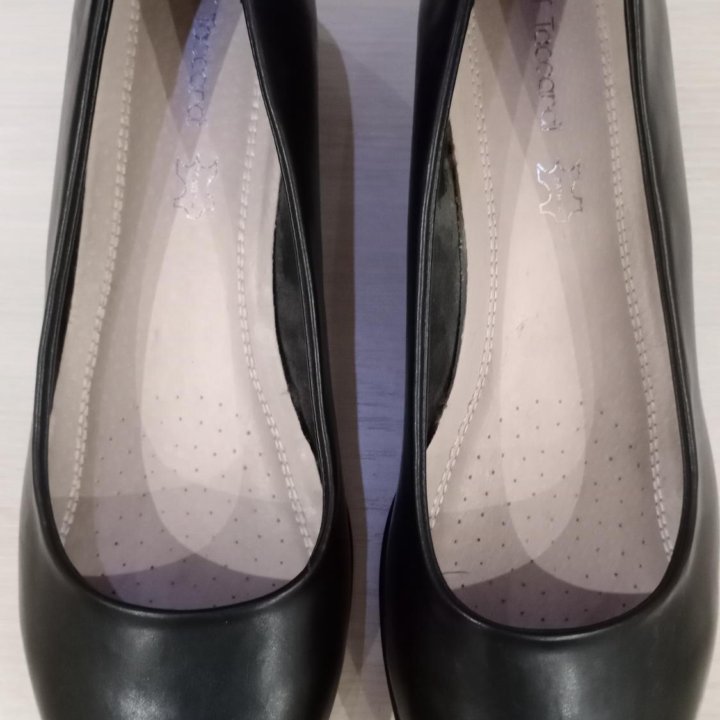 Женская обувь