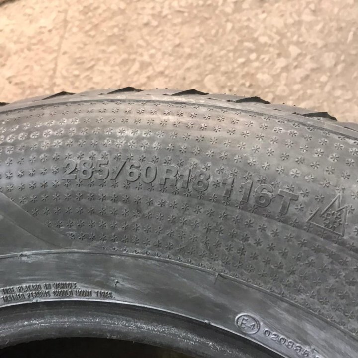 285/60R18 Marshal I'Zen RV Stud (№4173)