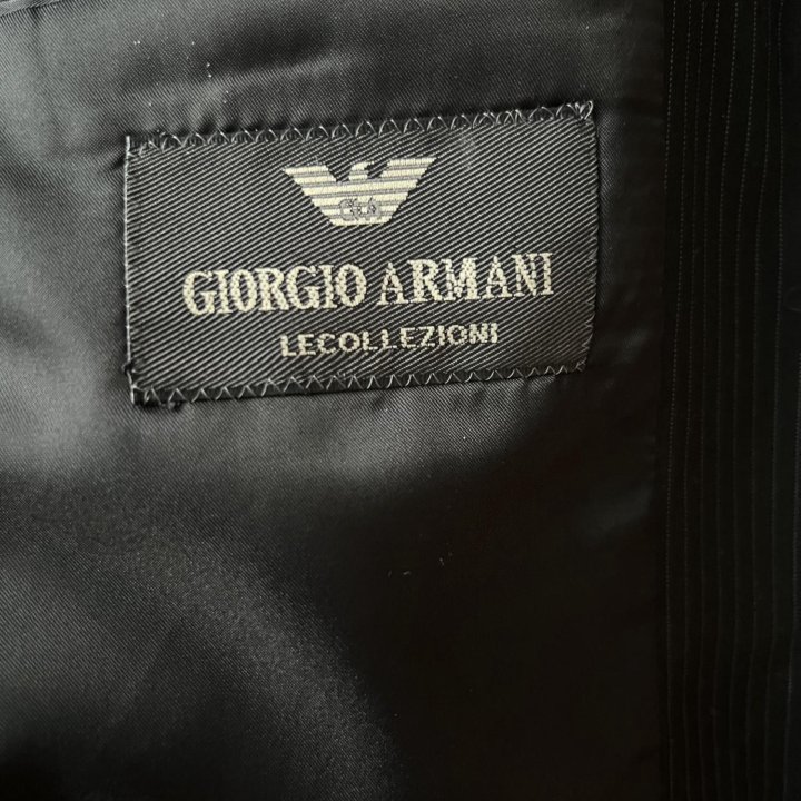 Костюм Giorgio Armani оригинал