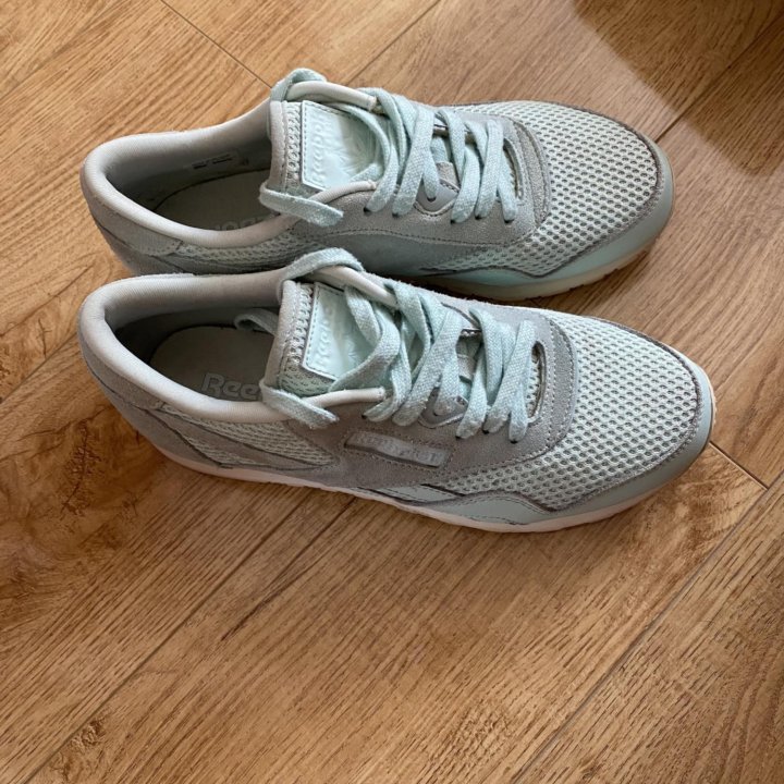 Кроссовки Reebok