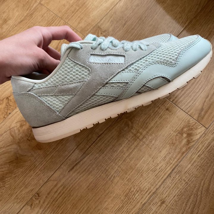 Кроссовки Reebok