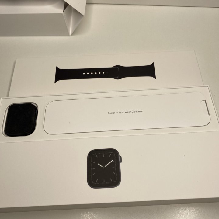 Apple Watch 5 44mm