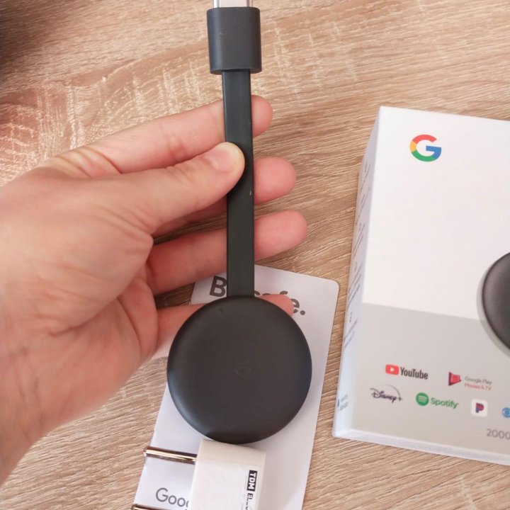 Медиаплеер Google Chromecast