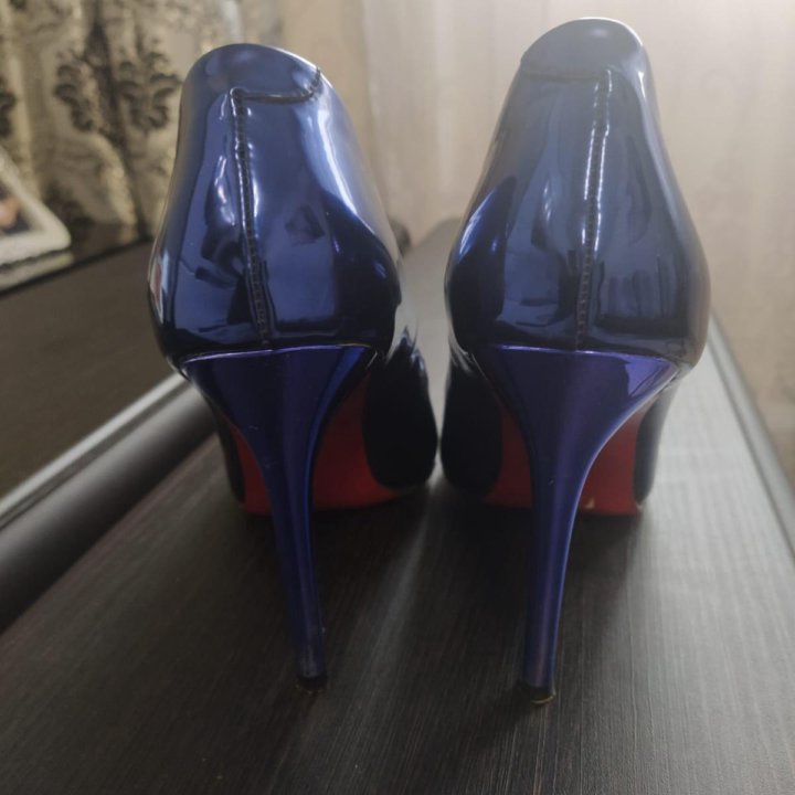 Туфли лакированные