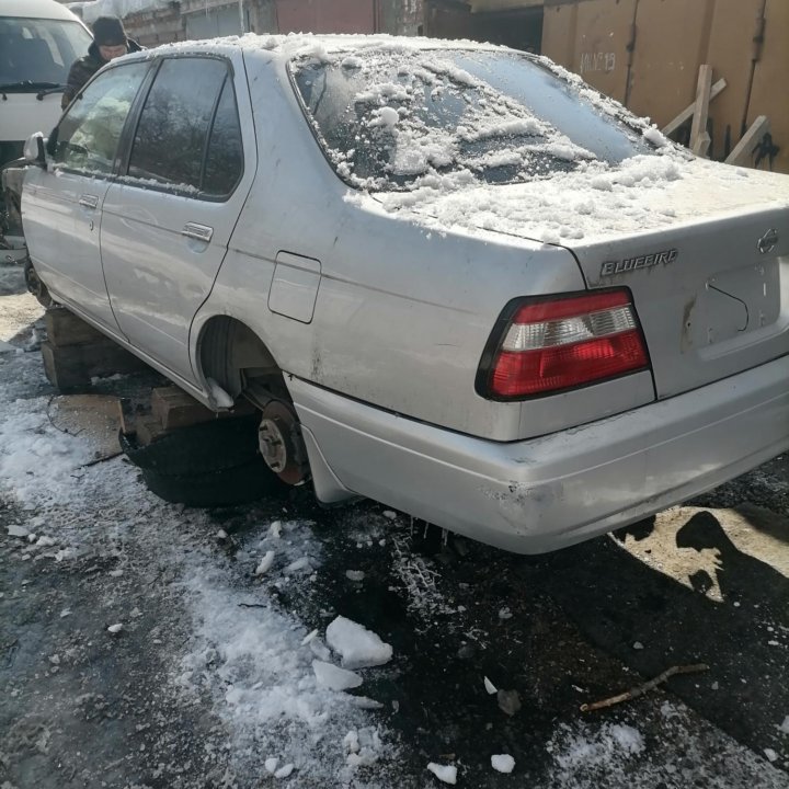 Авто в разбор. Nissan bluebird eu14