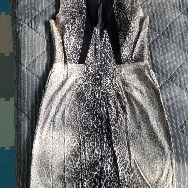 Платье леопардовое