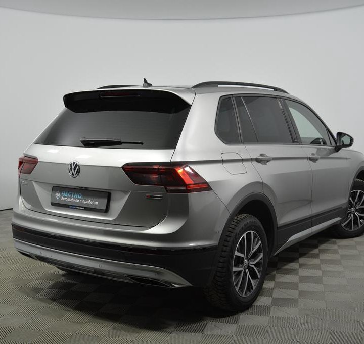 Volkswagen Tiguan, 2020