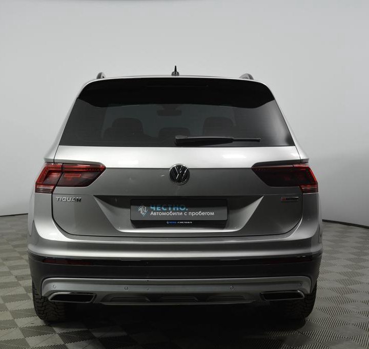 Volkswagen Tiguan, 2020