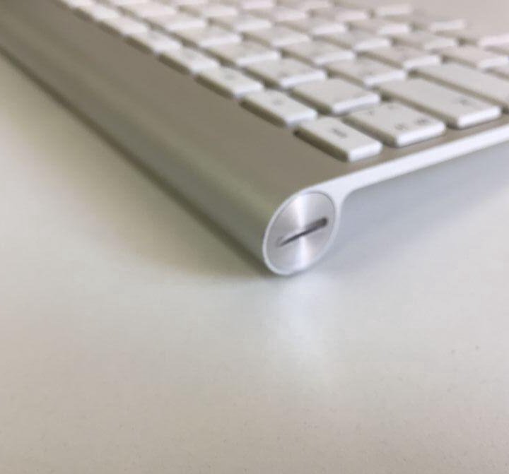 Apple Wireless Keyboard A1314 (без Num)