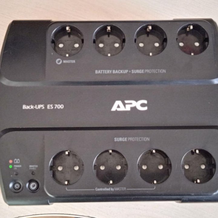 Бесперебойник- APS Back-UPS ES-700 (упсник).