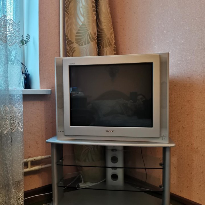 Продаётся телевизор Sony trinitron