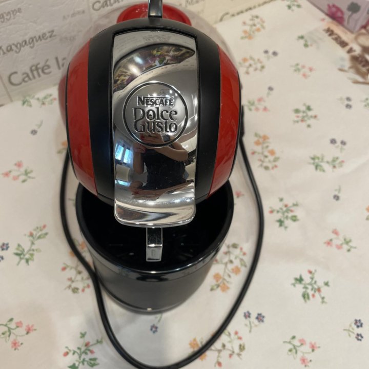 Кофеварка Dolce Gusto