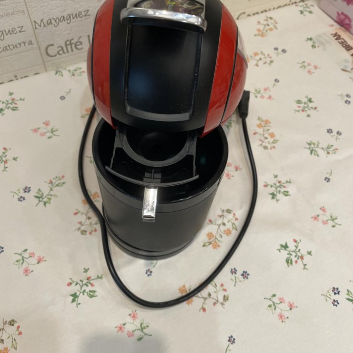 Кофеварка Dolce Gusto