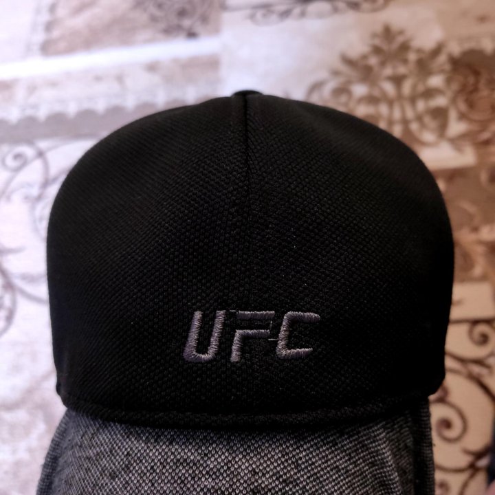 Бейсболка UFC