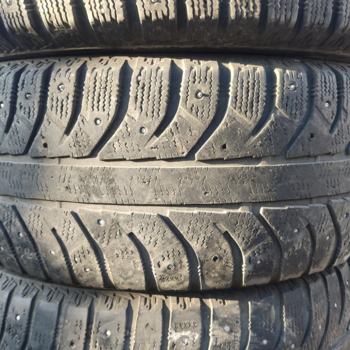 Bridgestone Ice Cruiser 7000, 225/60/17 Комплект