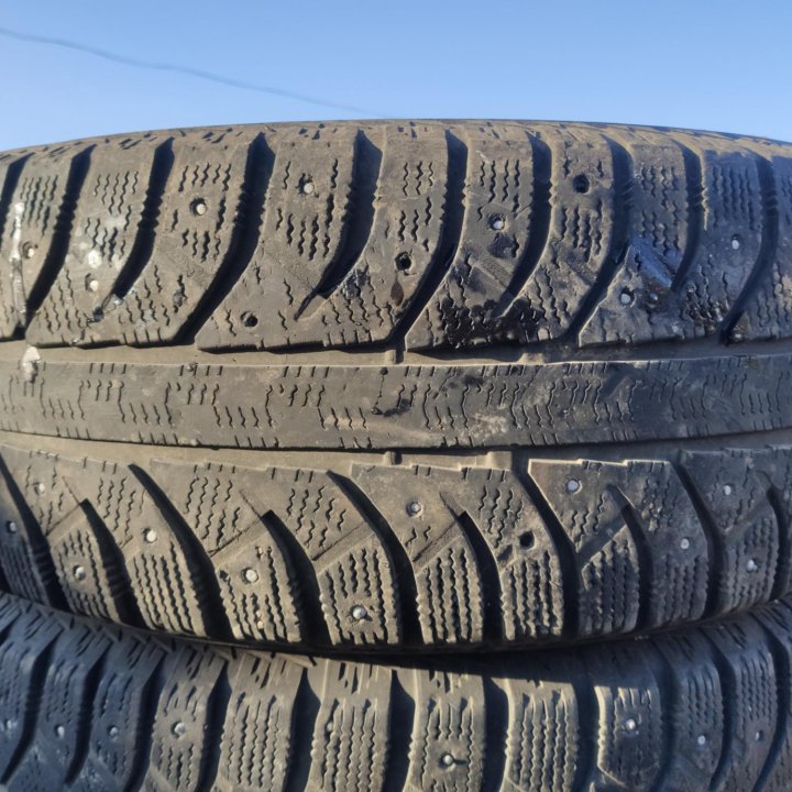 Bridgestone Ice Cruiser 7000, 225/60/17 Комплект