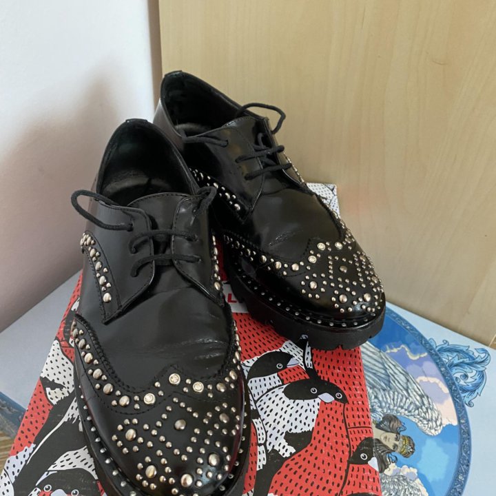 Полуботинки 37