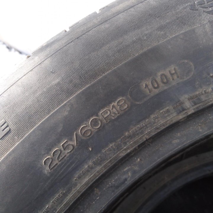 225 /60 R18