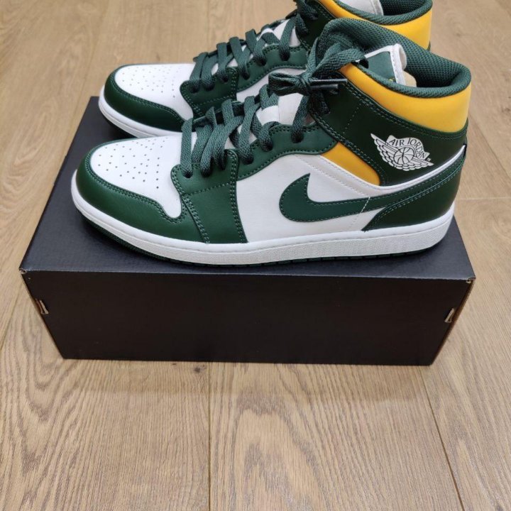 Кроссовки Nike Air Jordan 1 Mid Supersonics