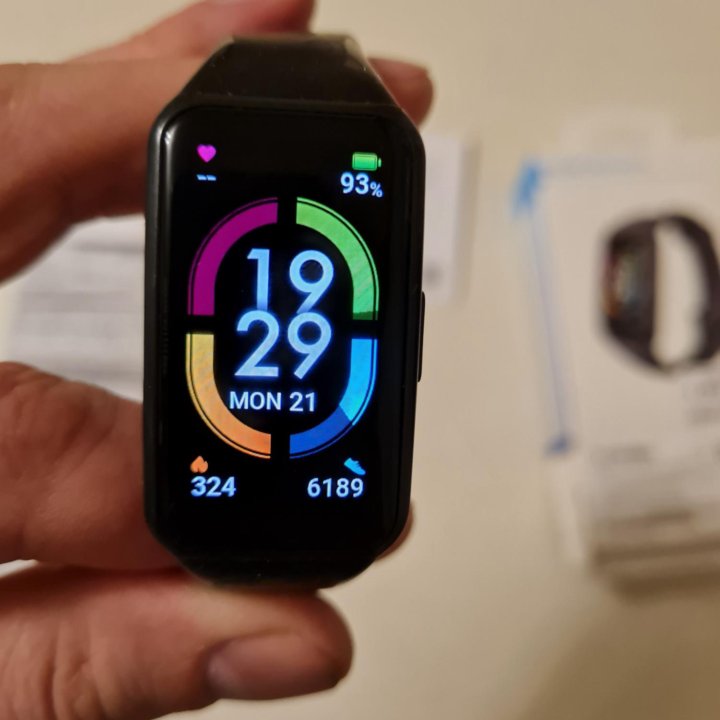 Смарт часы Honor Band 6