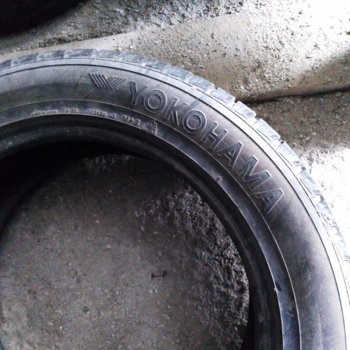 225/ 55 R18