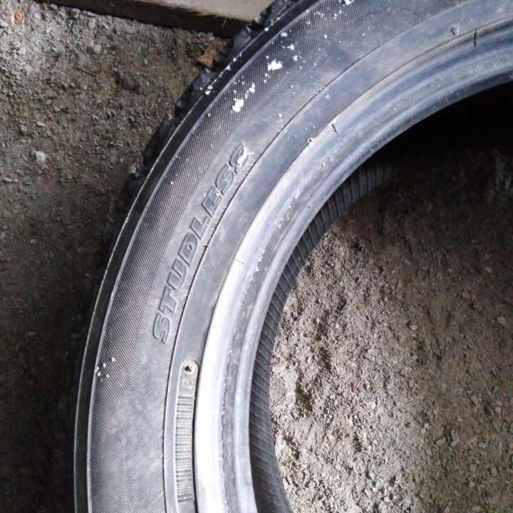 225/ 55 R18