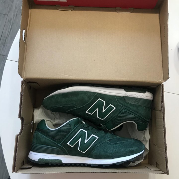 Кроссовки New Balance размер 41, новые