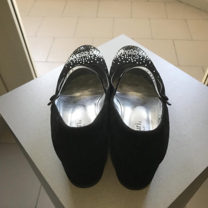 Женская обувь