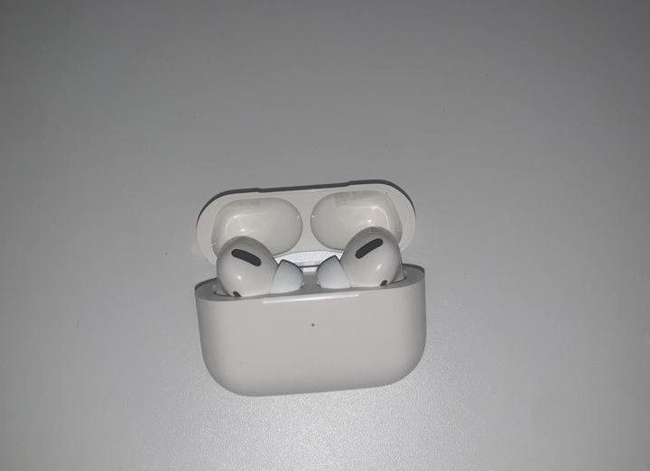 AirPods Pro оригинал + гарантия б/у