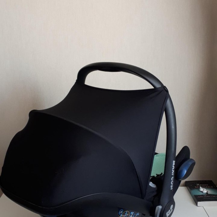 Автокресло maxi cosi cabriofix 0+