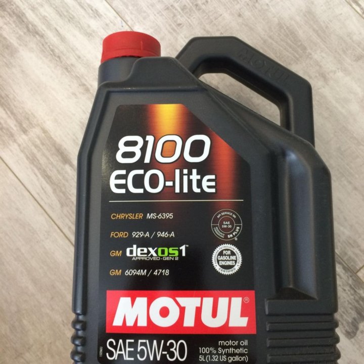 Motul 8100 5w30 Eco-lite 5л