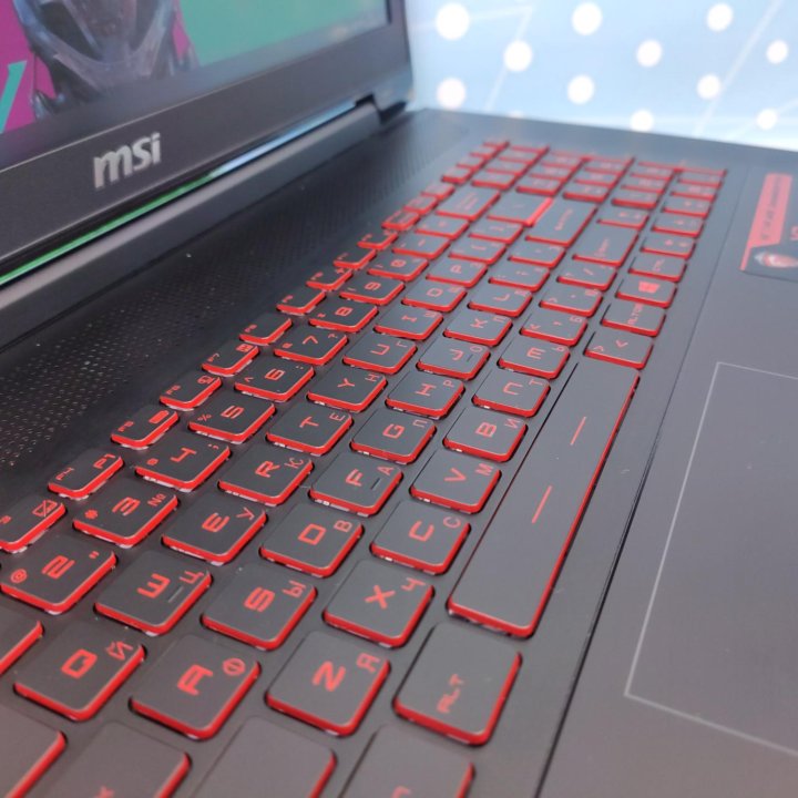 Игровой ноутбук MSI 17.3