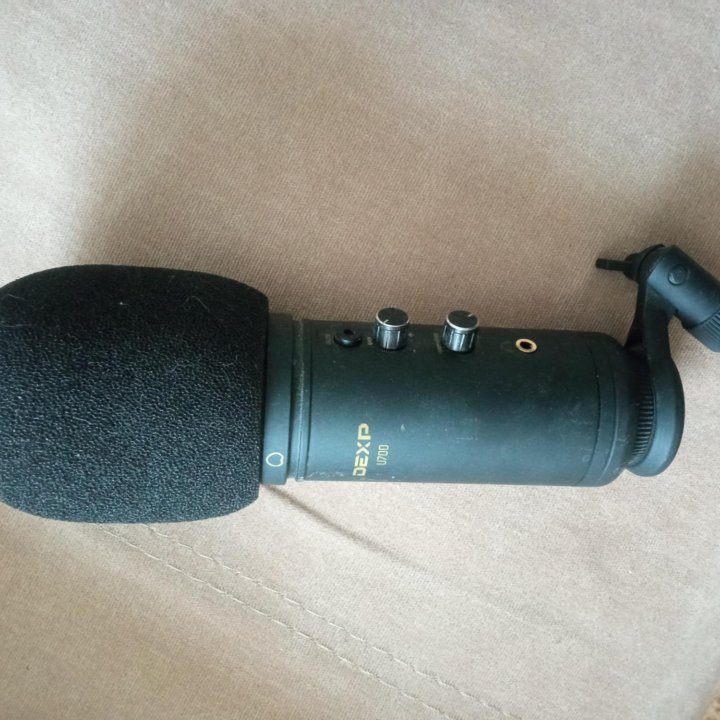 Микрофон DEXP U700