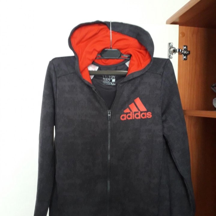 Толстовка adidas