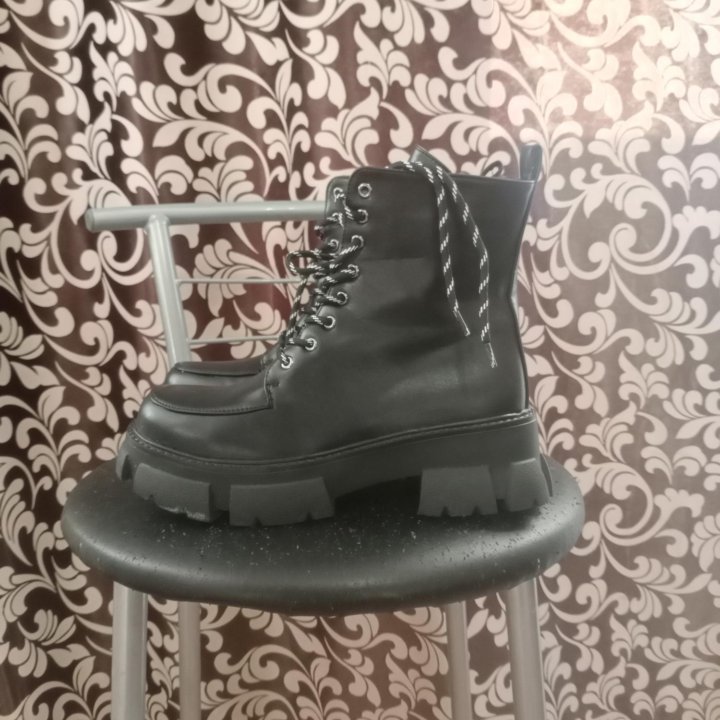 Ботинки демисезонные