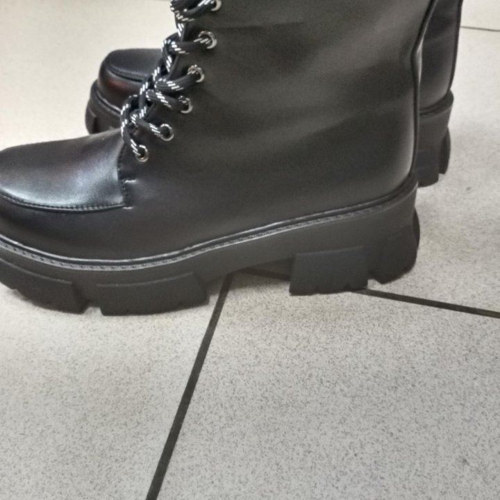 Ботинки демисезонные