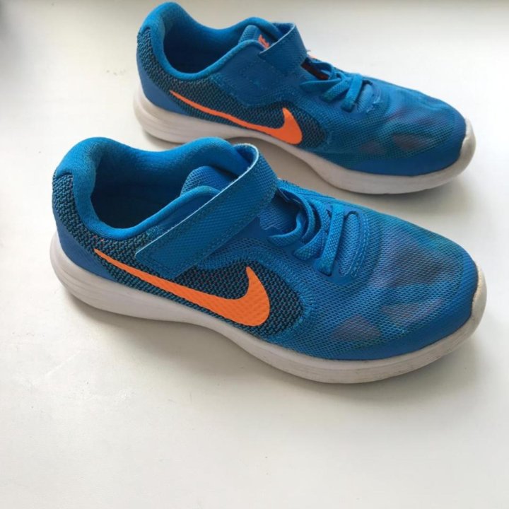 Кроссовки Nike