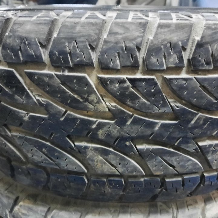 Bridgestone Dueler A/T Шины 265/65 R17 в Кемерово