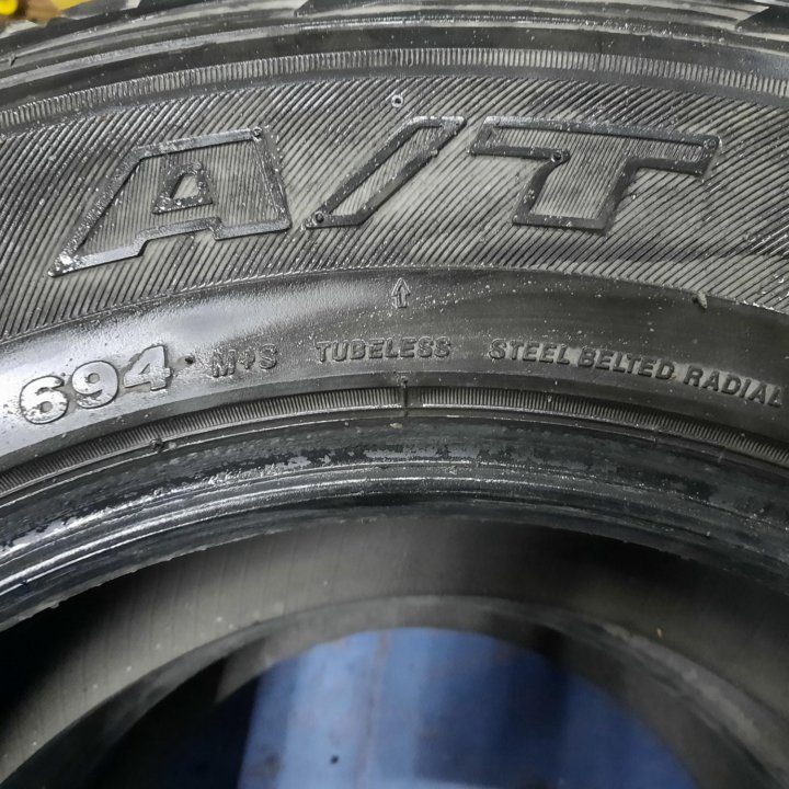 Bridgestone Dueler A/T Шины 265/65 R17 в Кемерово