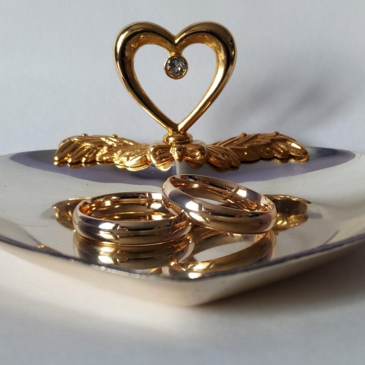 Кольцо обручальное с золотым напылением
