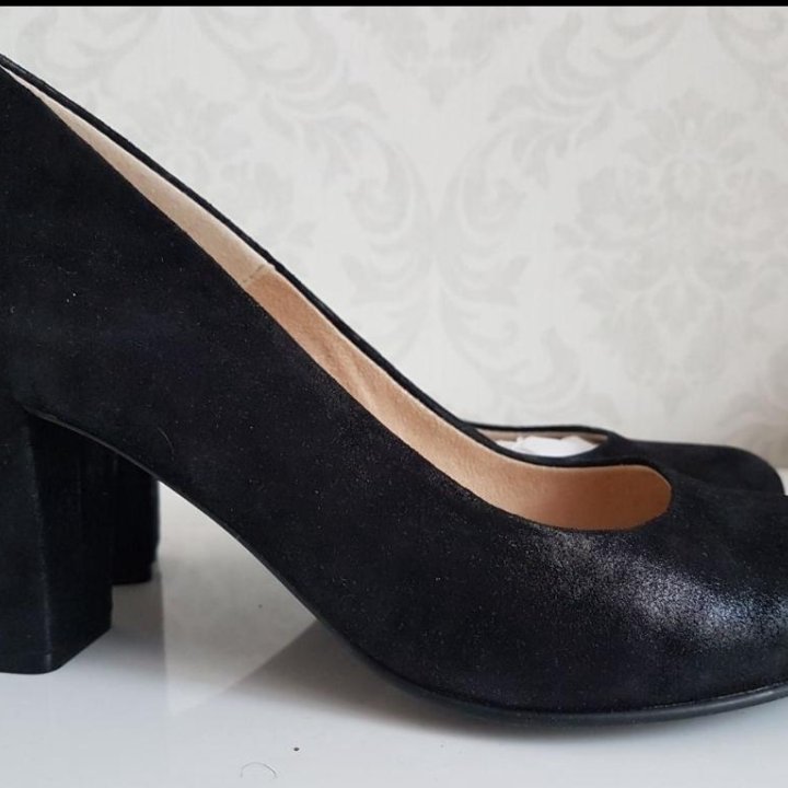 Caprice туфли р.39