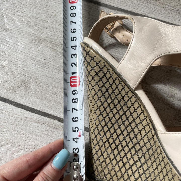 Босоножки сабо