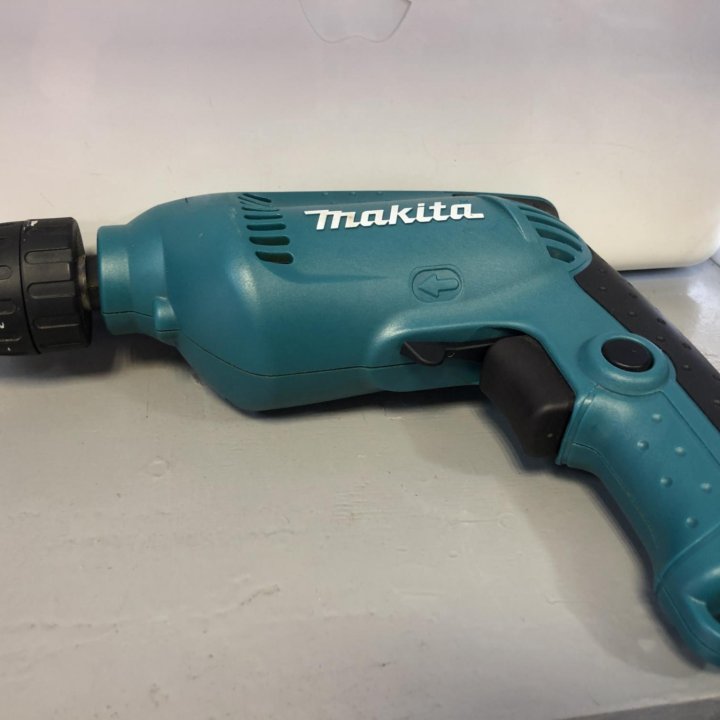 Дрель Makita