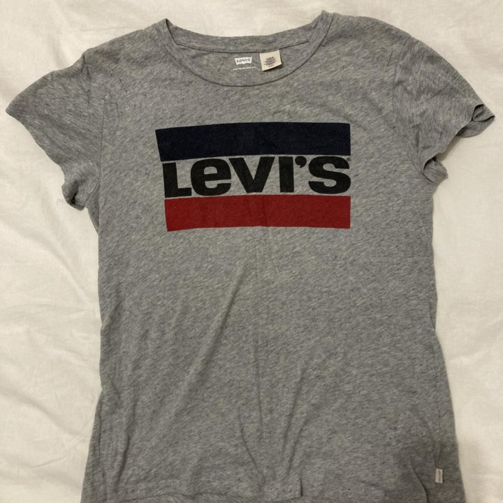 Футболка Levis