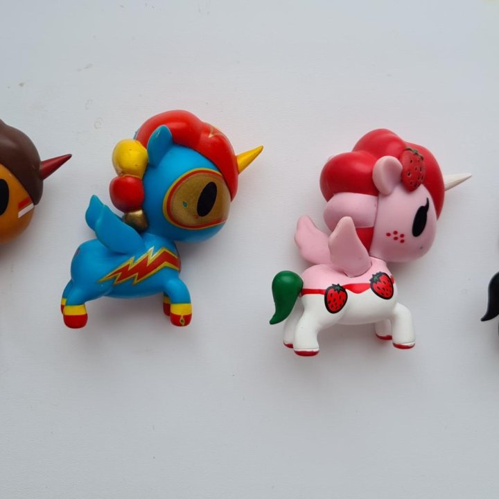 Коллекция пони tokidoki