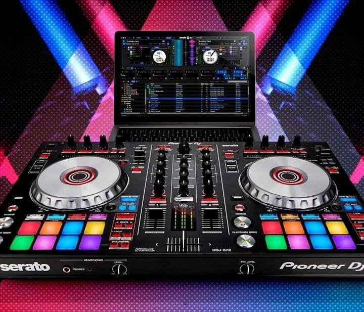 Аренда DJ оборудования: контроллер Pioneer DJ SR2