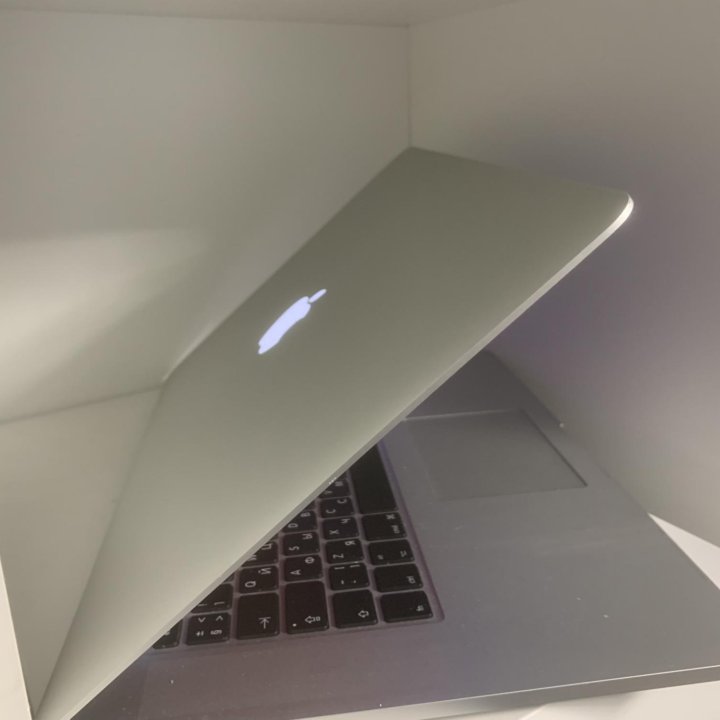 MacBook Pro Retina, 15 дюйм