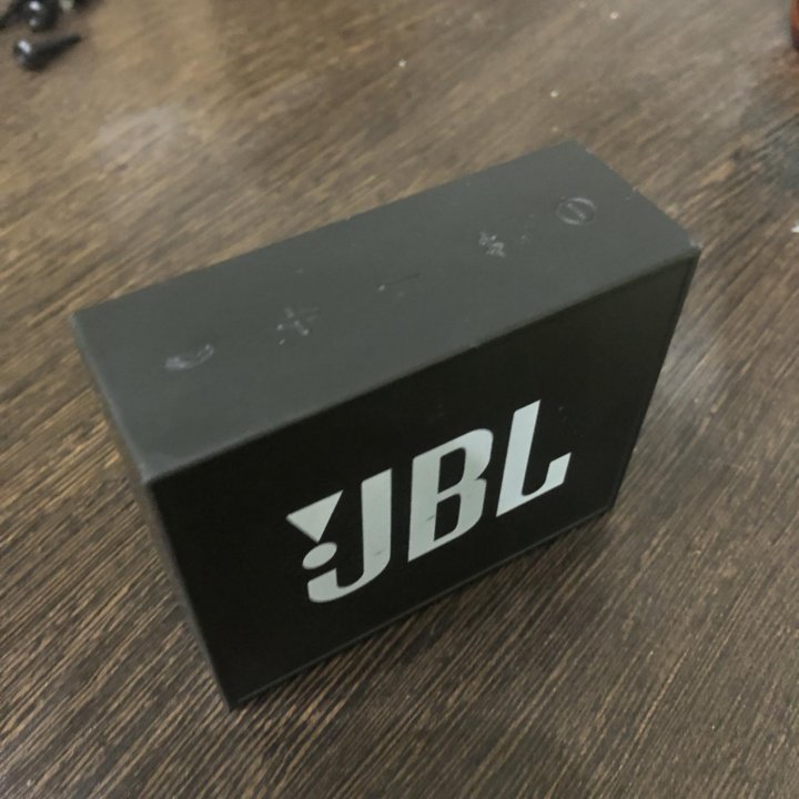 Оригинальная колонка JBL GO