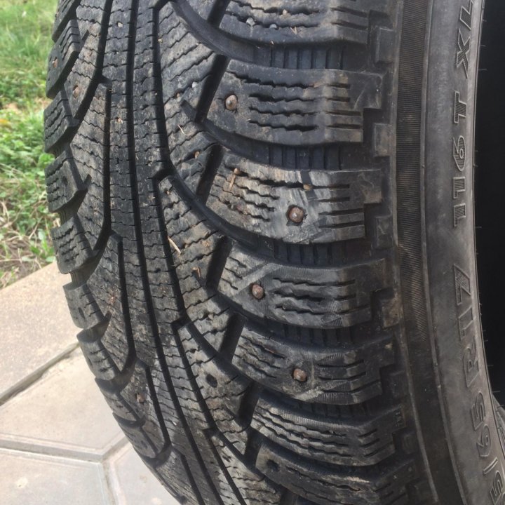 Nokian Hakkapeliitta 5 265/65 R17