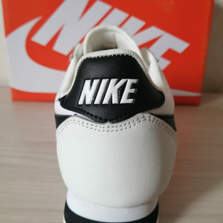 Кроссовки Nike cortez nylon белые